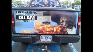 Illustration for article titled The Ten Worst License Plates Ever Approved